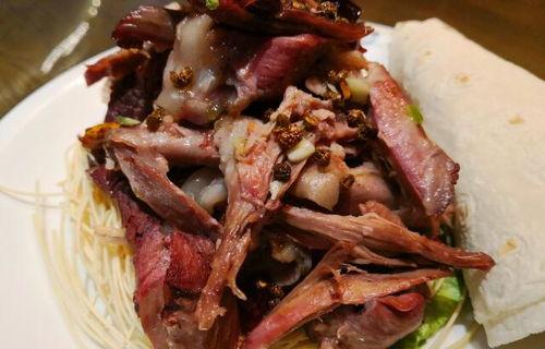 刘大瓜吃狗肉,引发社会热议的伦理争议